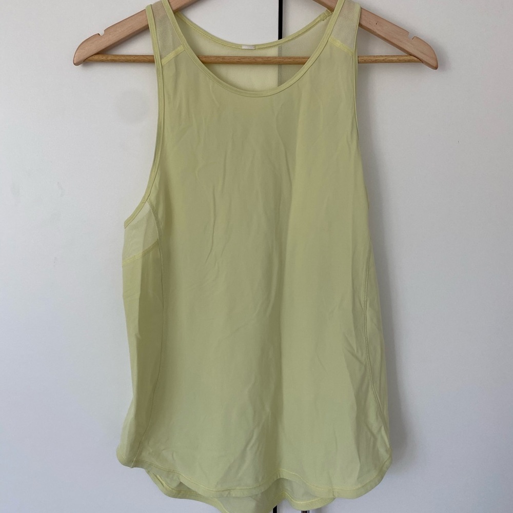 lululemon sculpt tank II in lemon ice